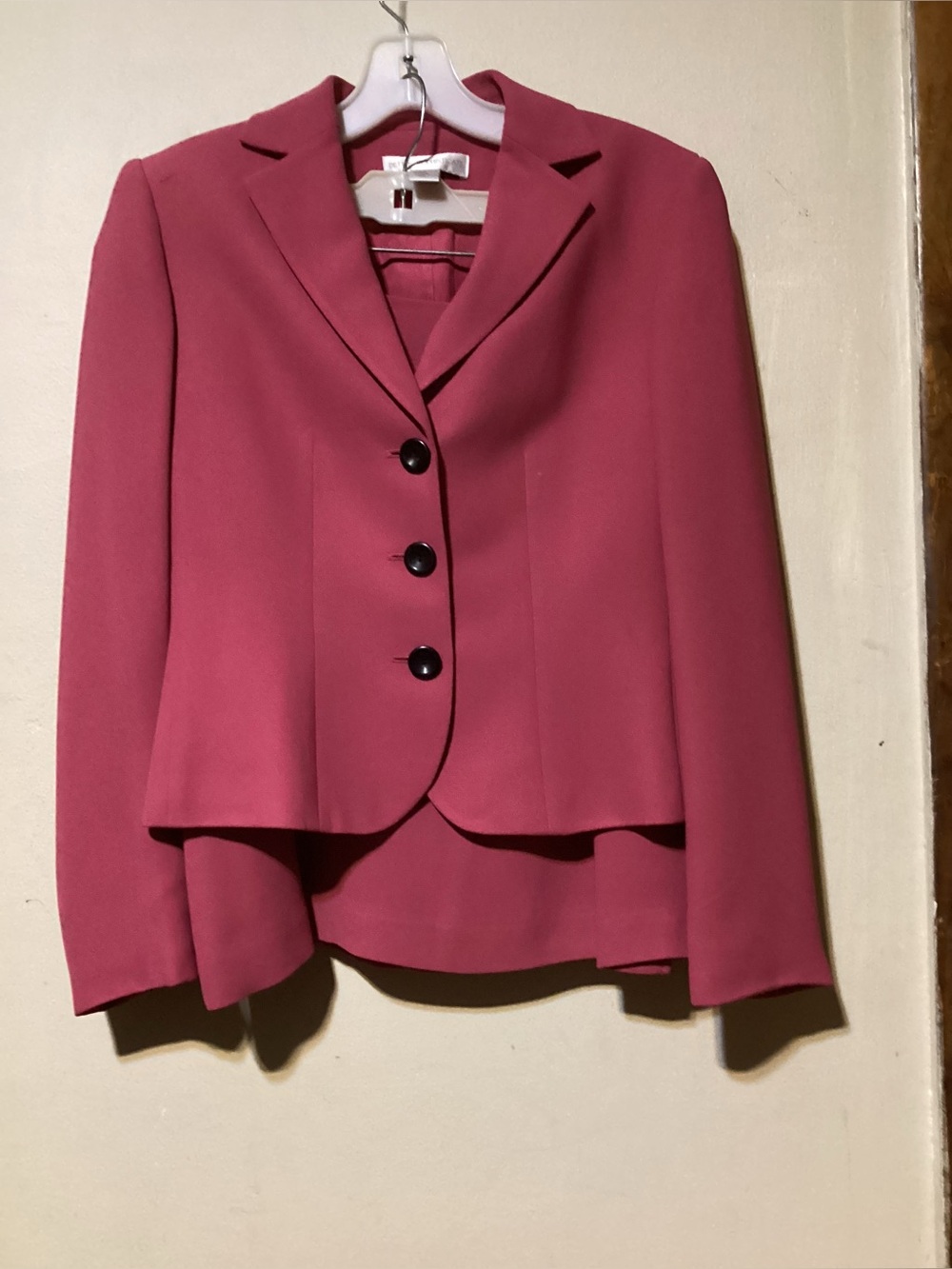 Women's Rose Pink Skirt Suit by Petite Sophisticates Size 2 P